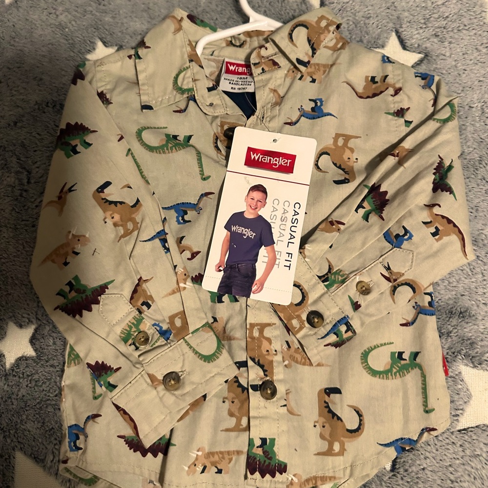 New with tags Wrangler Dino 2 piece outfit